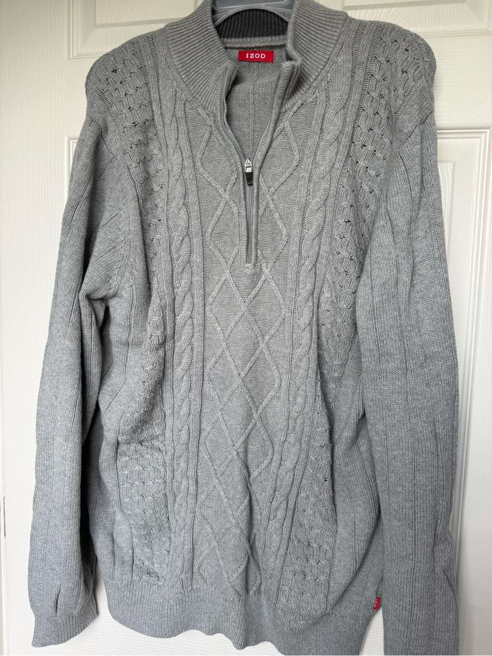 Izod Men’s Light Gray Cable-Knit Half-Zip Sweater XLT